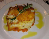 Foto del paso 1 de la receta: Bacalao con cama de batata y cebolla caramelizada