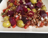 Foto del paso 10 de la receta: Ensalada de lentejas, tomate seco y remolacha