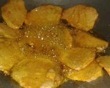 A picture of step 4 of Yam Curry/Jimmikand Curry.