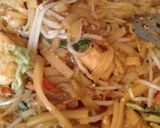 Foto langkah ke 3 dari resep Mie tiaw goreng.