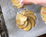 Foto del paso 4 de la receta: Tartitas finas de manzana - versión light