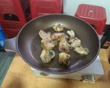 A picture of step 1 of Three Cup Chicken.