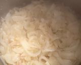 Foto del paso 1 de la receta: Sopa de cebolla