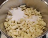 Körtés krémes palacsintatekercs recept fázis 2 fotója
