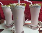 Rose Banana Milk Shake recipe step 3 photo