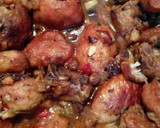 Foto del paso 5 de la receta: Muslitos de pollo con almendras y pasas