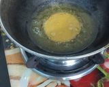केळीच्या  पुऱ्या (Kelichya Purya Recipe In Marathi) रेसिपी स्टेप 6 फोटो 