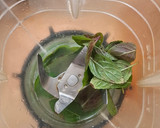 Foto del paso 2 de la receta: Agua de hierbabuena