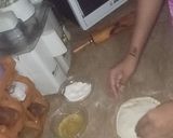 A picture of step 5 of Daal kachori or paratha.