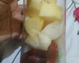 Foto langkah ke 2 dari resep Jus Anggur 🍇, Nanas 🍍, Pir 🍐.