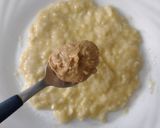 Foto del paso 2 de la receta: Trufas riquísimas y saludables de banana y mantequilla de maní!!