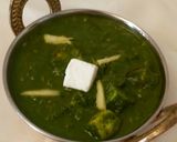 A picture of step 9 of Palak Paneer.