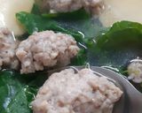 รูปขั้นตอนการทำที่ 2 ของ "แกงจืดตำลึงเต้าหู้ไข่หมูสับ" 🌿🐷🥣