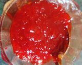 A picture of step 2 of Spicy sweet red chili jam.