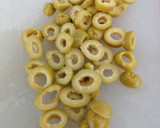 Foto del paso 1 de la receta: Escalopines de ternera en salsa de aceitunas