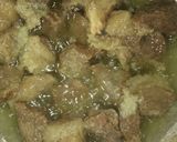 A picture of step 3 of Beef chilli garlic khrahi.