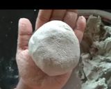रोटी का लड्डू (Roti ka ladoo recipe in hindi) रेसिपी चरण 2 फोटो