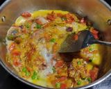 साधी सोपी अंडा भुर्जी (Anda Bhurji Recipe In Marathi) रेसिपी स्टेप 6 फोटो 