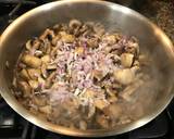 Easy Mushrooms in Wine & Shallot Sauce with Herbs recipe step 2 photo