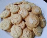 Foto langkah ke 3 dari resep Kue kering putih telur.