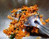 A picture of step 3 of Idly upma.