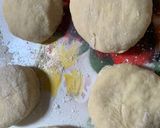 A picture of step 1 of Fried bread.