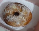 Foto langkah ke 3 dari resep Donat Gula Praktis.