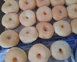 Foto langkah ke 6 dari resep Donat Aneka Topping.