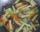 Foto langkah ke 3 dari resep Tumis Brokoli.