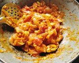A picture of step 4 of Butter chicken masala.
