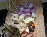 Foto langkah ke 1 dari resep Soto Betawi Ayam.
