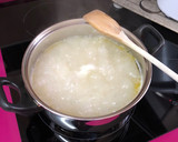 Foto del paso 1 de la receta: Arroz a la cubana, con salchichas y huevo