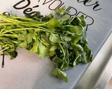 Une image de l'étape 5 de Salade marinée de concombre et tomates à la coriandre.