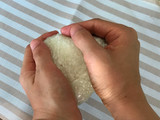 Onigiri (bolas de arroz) por Haku de "El viaje de Chihiro"