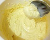 Foto langkah ke 3 dari resep Marble Butter Cake.
