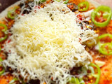 ઢોસા પીઝા (Dosa Pizza Recipe In Gujarati)