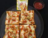 A picture of step 3 of Bread Pizza.