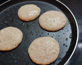 Foto del paso 3 de la receta: 👶🏻 Tortitas integrales con bebida de avena (BLW)