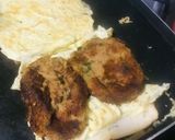 A picture of step 2 of Shami Kabab Sandwich.