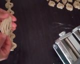 صورة لخطوة 2 من وصفة بشنيخة بالحليب سريعة التحضير تذوب في الفم 😋