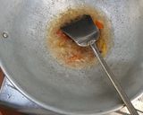Foto langkah ke 2 dari resep Tumis kangkung teri saus tiram.