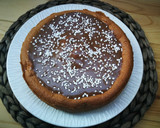 Foto del paso 13 de la receta: Bizcocho esponjoso de moras con glaseado de chocolate
