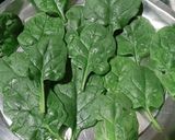 पालक पकौड़ी की चाट (Palak pakodi ki chaat recipe in hindi) रेसिपी चरण 2 फोटो