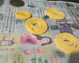 A picture of step 2 of Healthy Chakli.