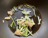 A picture of step 2 of Hot & Sour Chicken Noodle Soup.