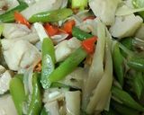 Foto langkah ke 5 dari resep Tumis Pedas Buncis Jamur Tiram.