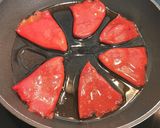 Foto del paso 1 de la receta: Lomo de cerdo al horno con Pimientos de Piquillo confitados
