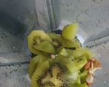 A picture of step 2 of Kiwi smoothie.