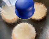 A picture of step 7 of English Muffins.
