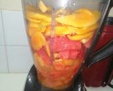 A picture of step 2 of Pulpy fruit juice.